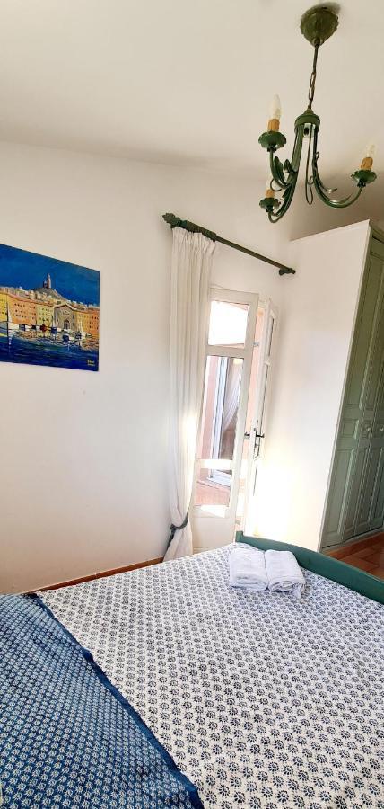 Apartamento Hameau Des Amandiers - Vue Mer, Golf Et Vignes Saint-Cyr-sur-Mer Exterior foto
